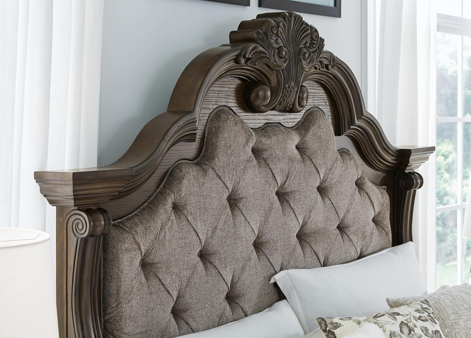 Traditional Tufted California King Bed 🛏️ Elegant Upholstered Panel, Plush Comfort – Dark Brown & Beige